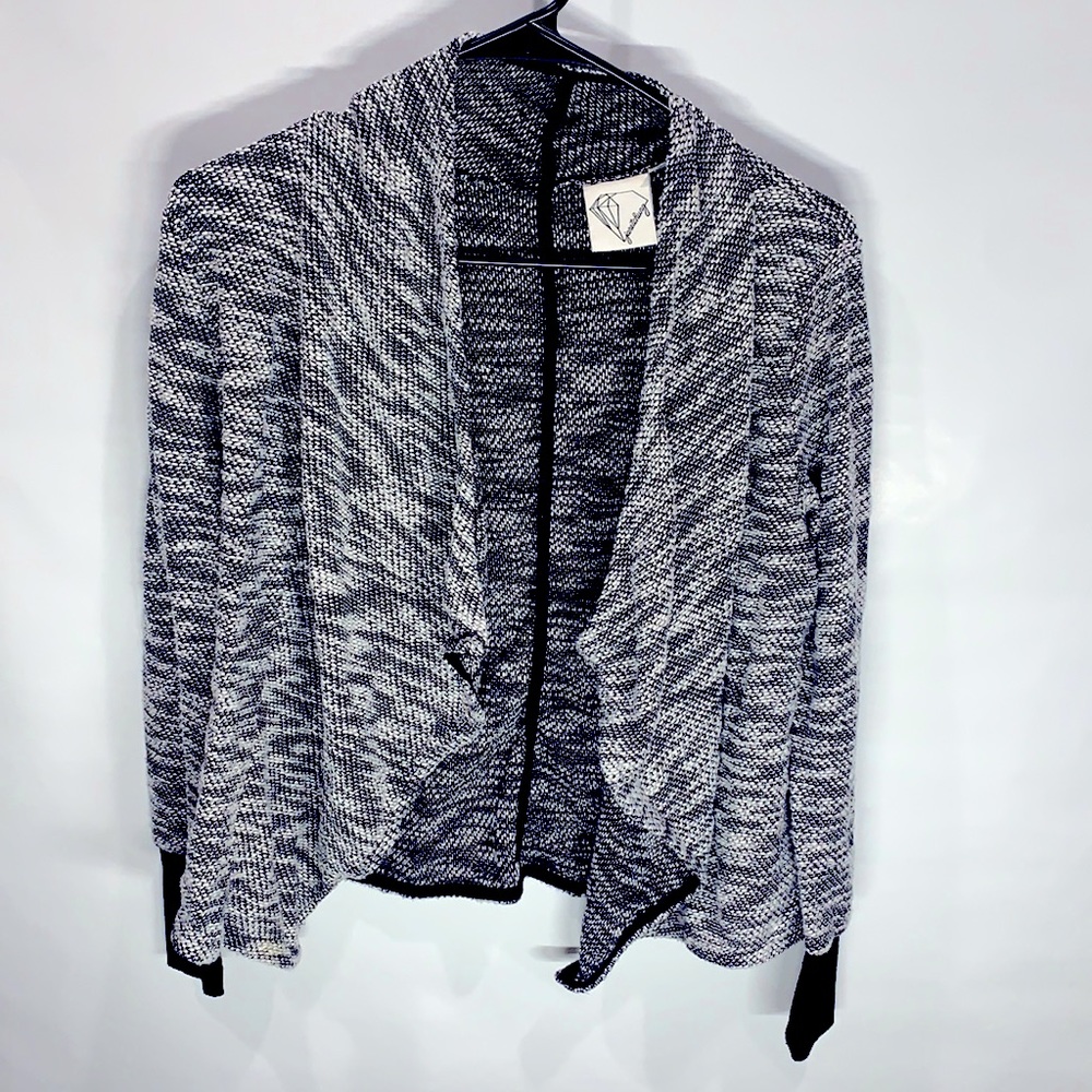 Janet Chung knit gray open cardigan sweater